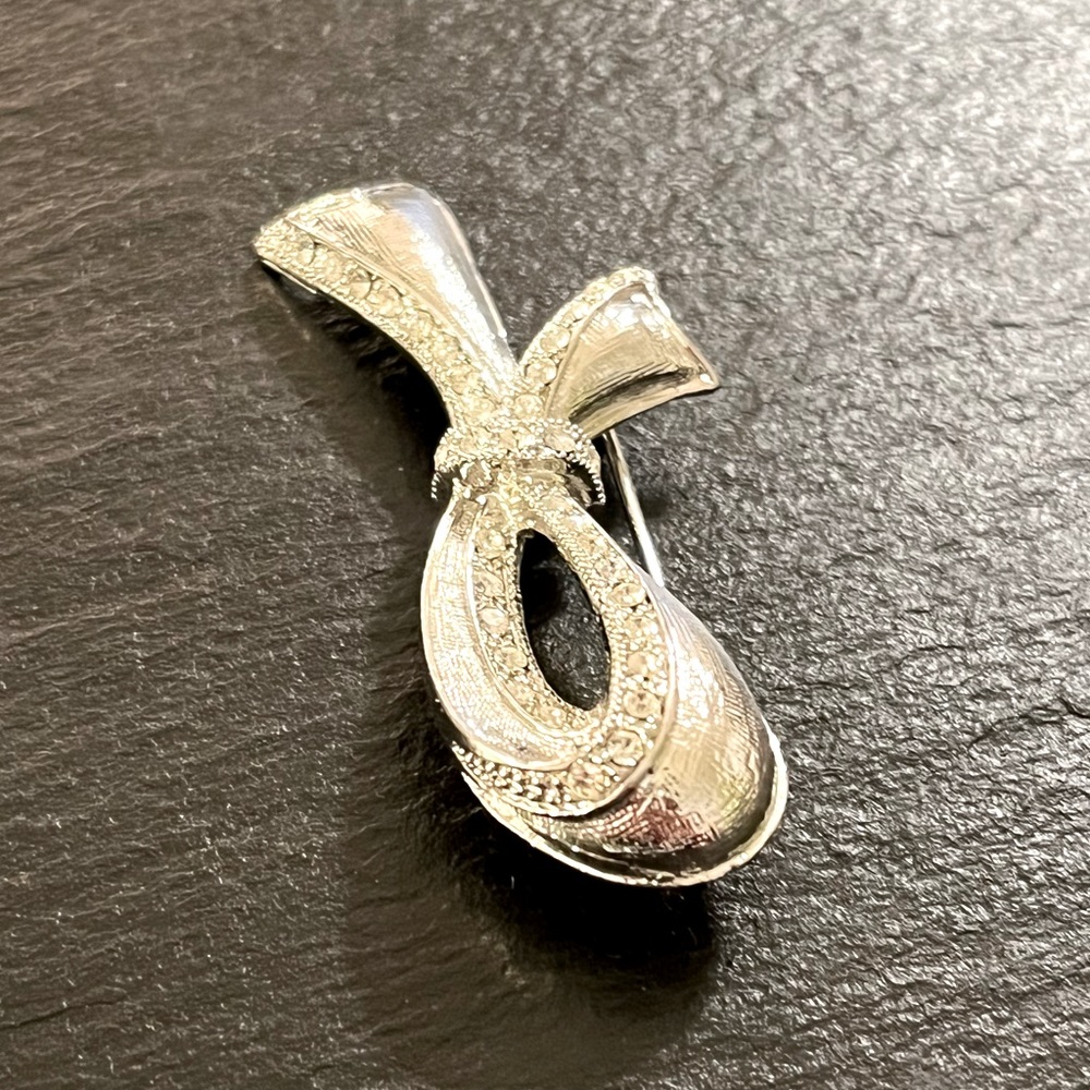 Silvertone Ribbon Rhinestone Accent Brooch - Picture 5 of 9